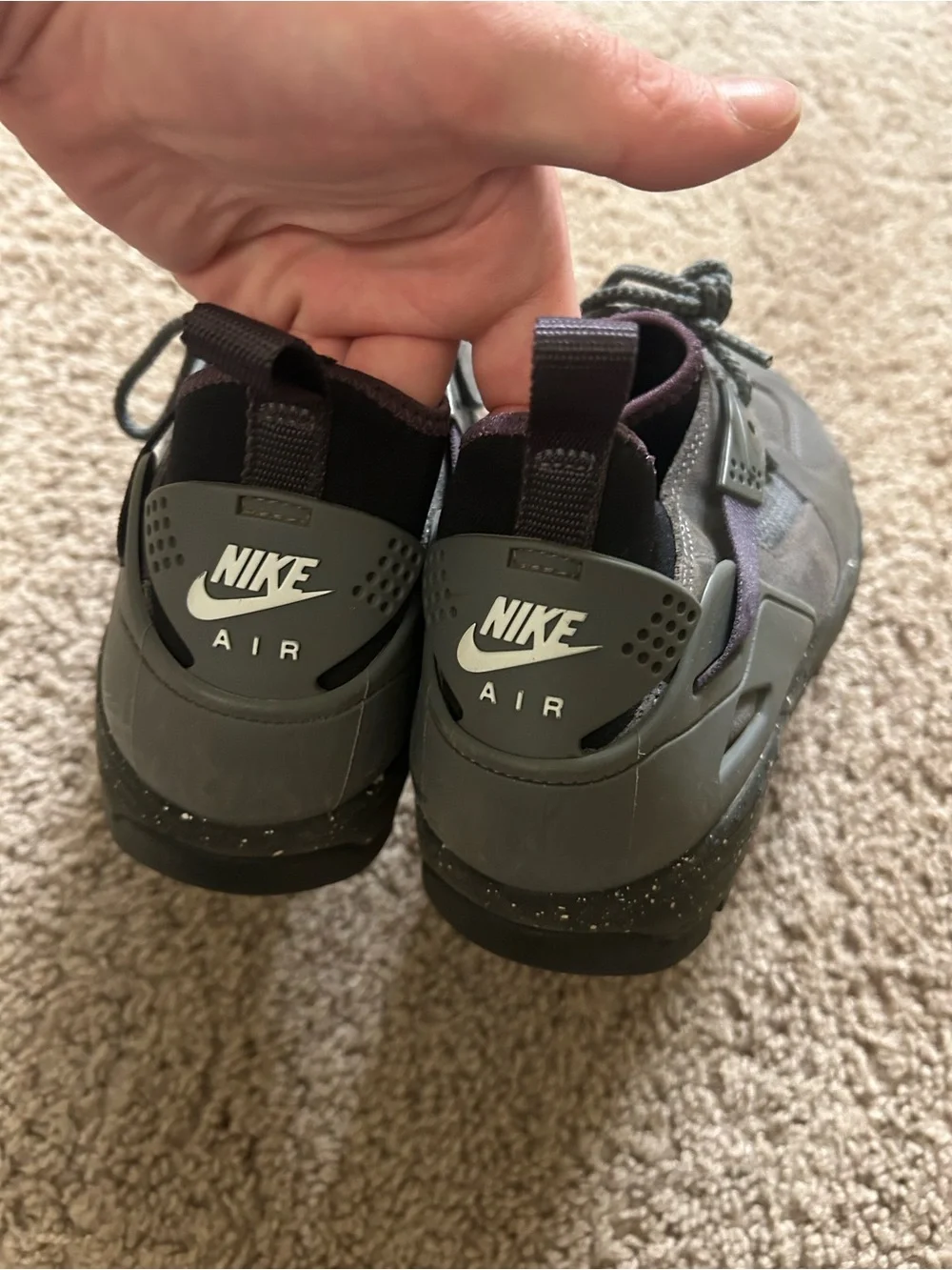 Nike Air Revaderchi Hiking Sneakers Flint Grey Men’s Size 10.5
